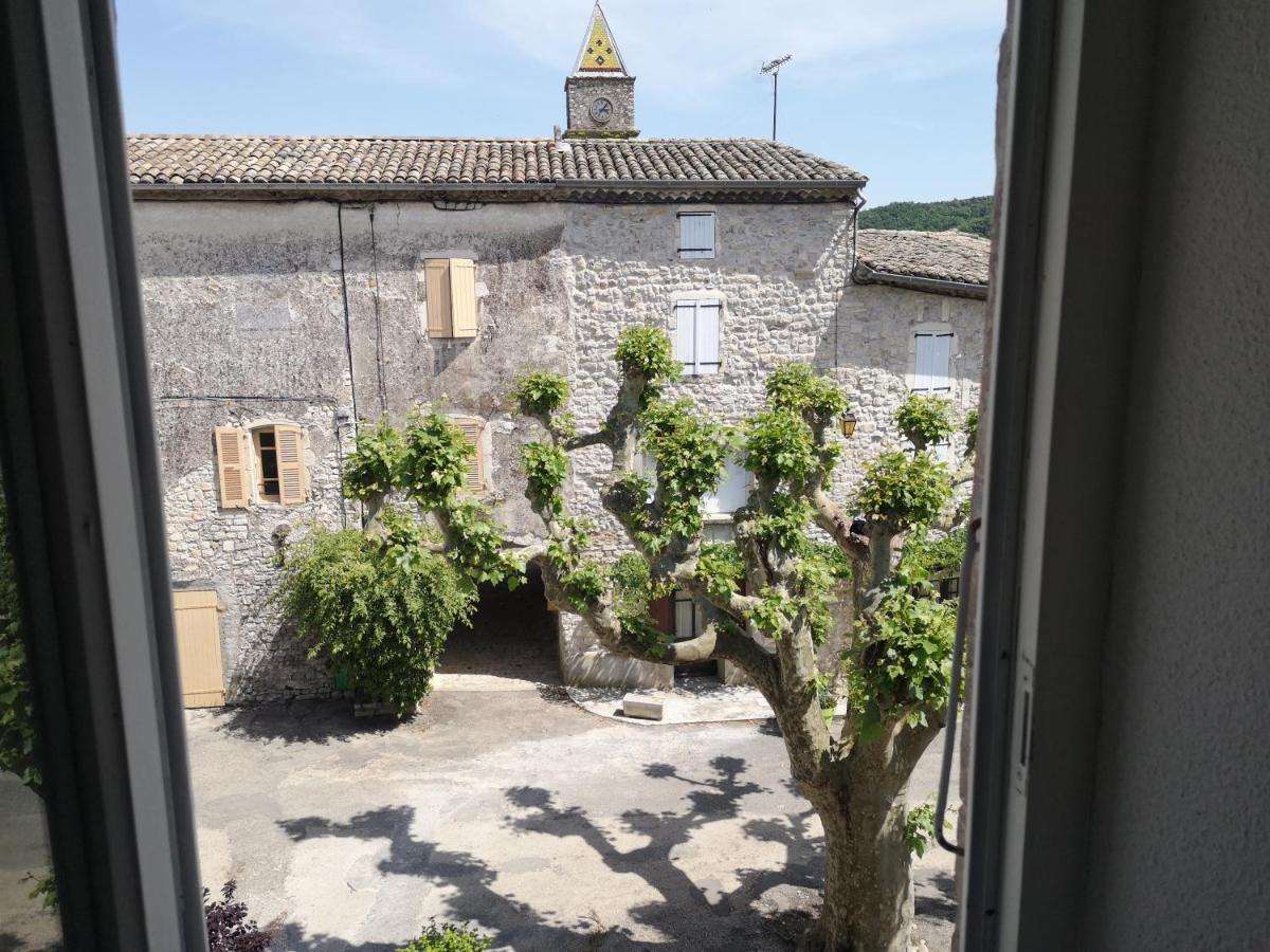 Auberge De L Helvie Chez Coco & Ricou Valvigneres Exteriör bild